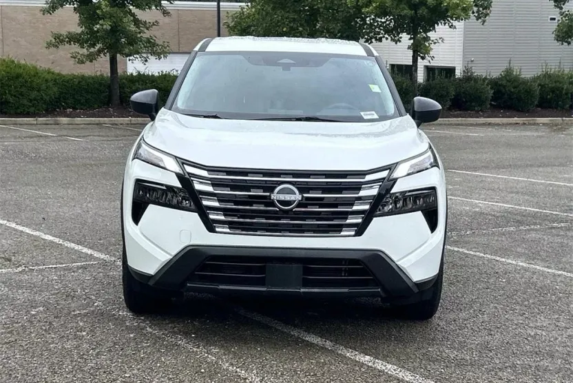 2025 Nissan Rogue S photo 1