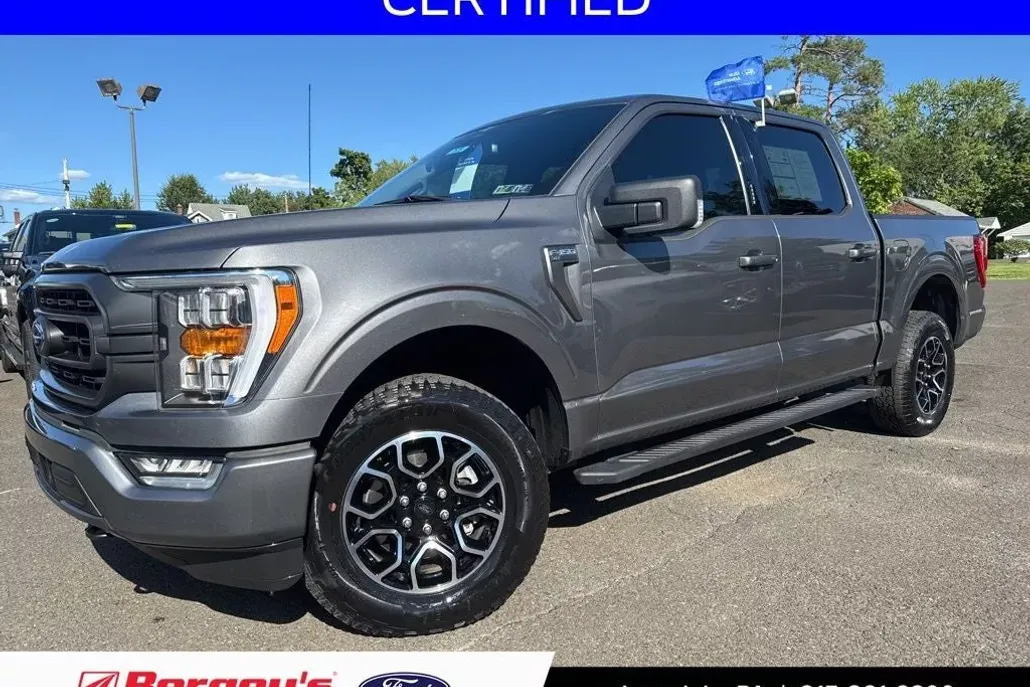 2023 Ford F-150 XLT photo 1