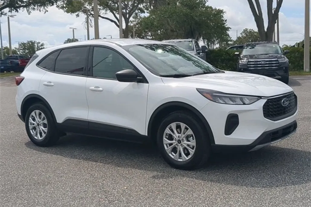 2025 Ford Escape Active photo 1