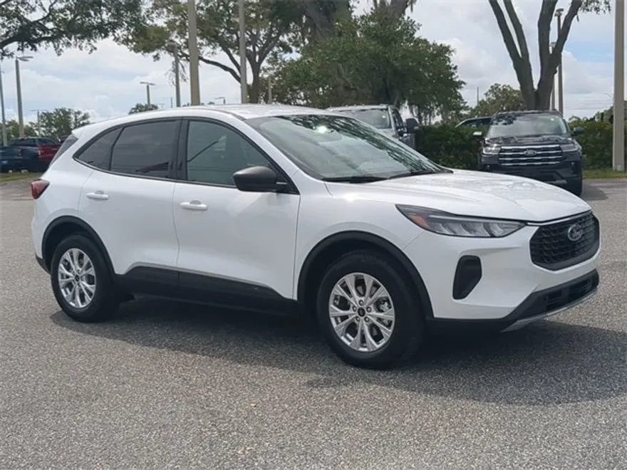 2025 Ford Escape Active photo 1