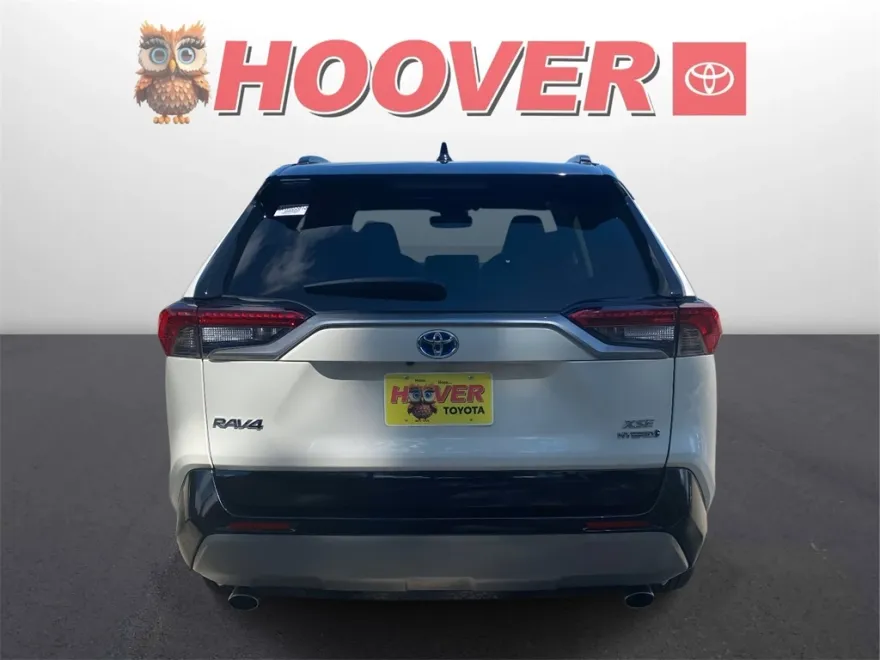 2022 Toyota RAV4 Hybrid XSE photo 1