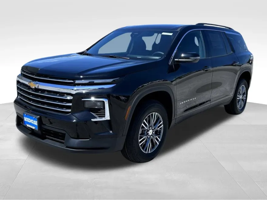 2025 Chevrolet Traverse photo 1