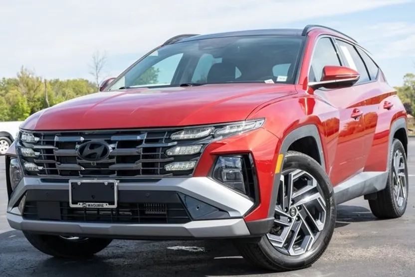 2025 Hyundai Tucson Hybrid Limited photo 1