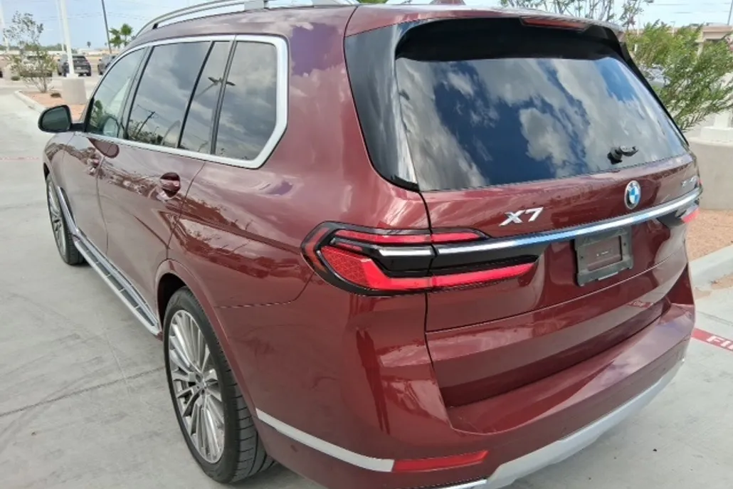 2024 Bmw X7 xDrive40i photo 1