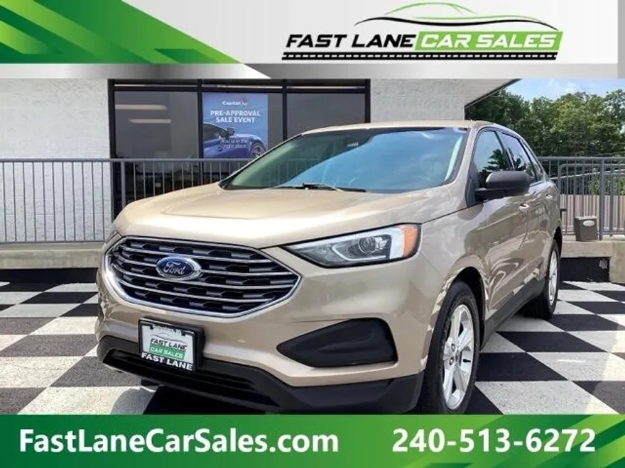 2020 Ford Edge SE photo 1