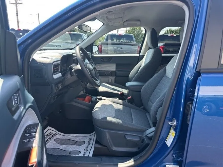 2024 Ford Maverick XLT photo 1