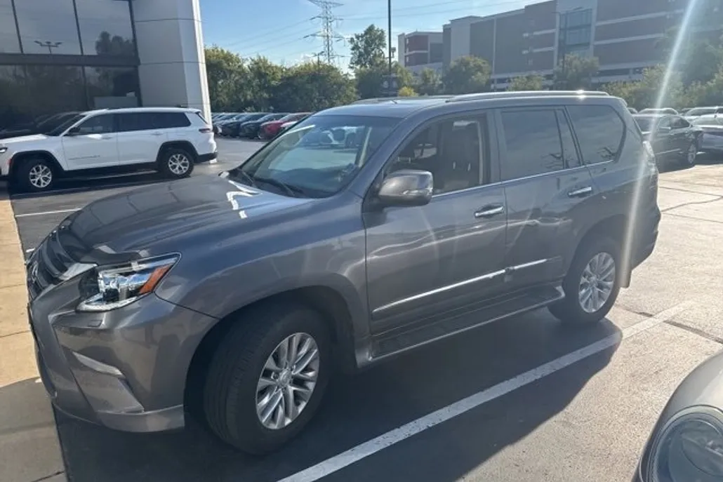 2019 Lexus GX 460 photo 1