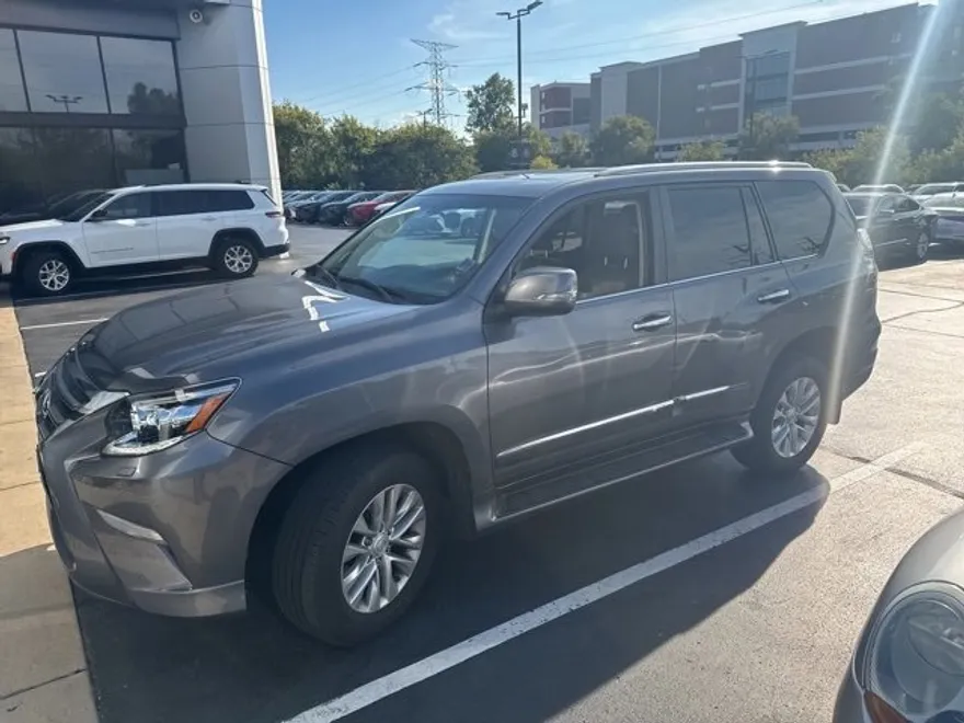 2019 Lexus GX 460 photo 1
