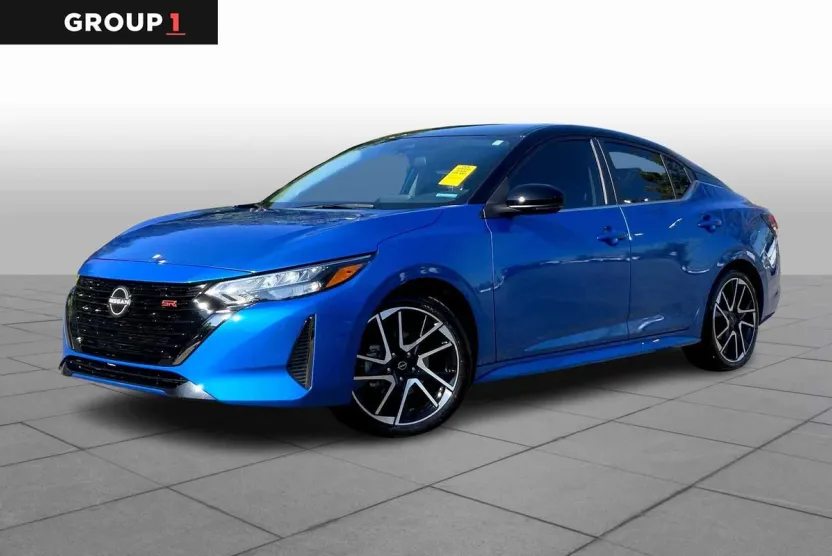 2024 Nissan Sentra SR photo 1