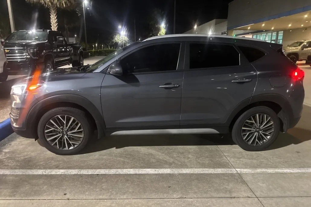 2021 Hyundai Tucson SEL photo 1