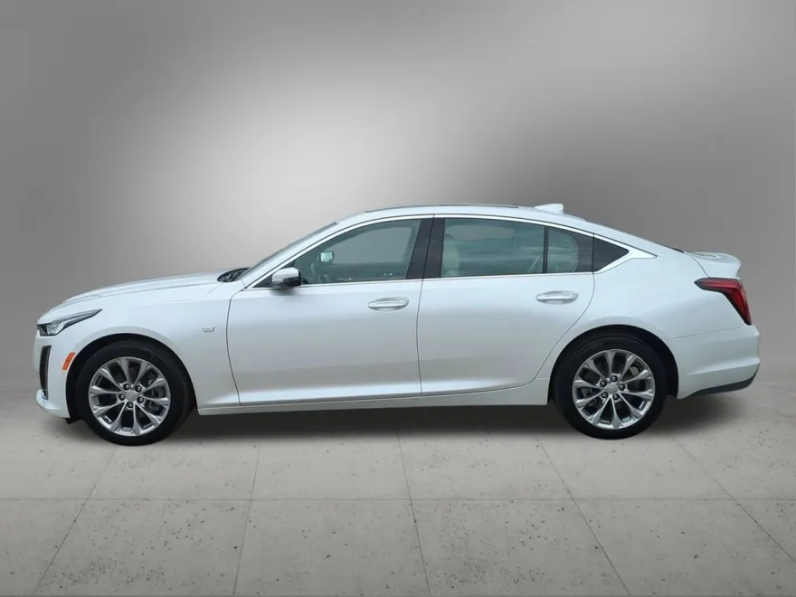 2023 Cadillac CT5 Luxury photo 1