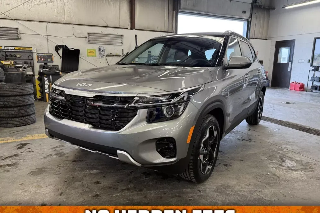 2026 Kia Seltos S photo 1