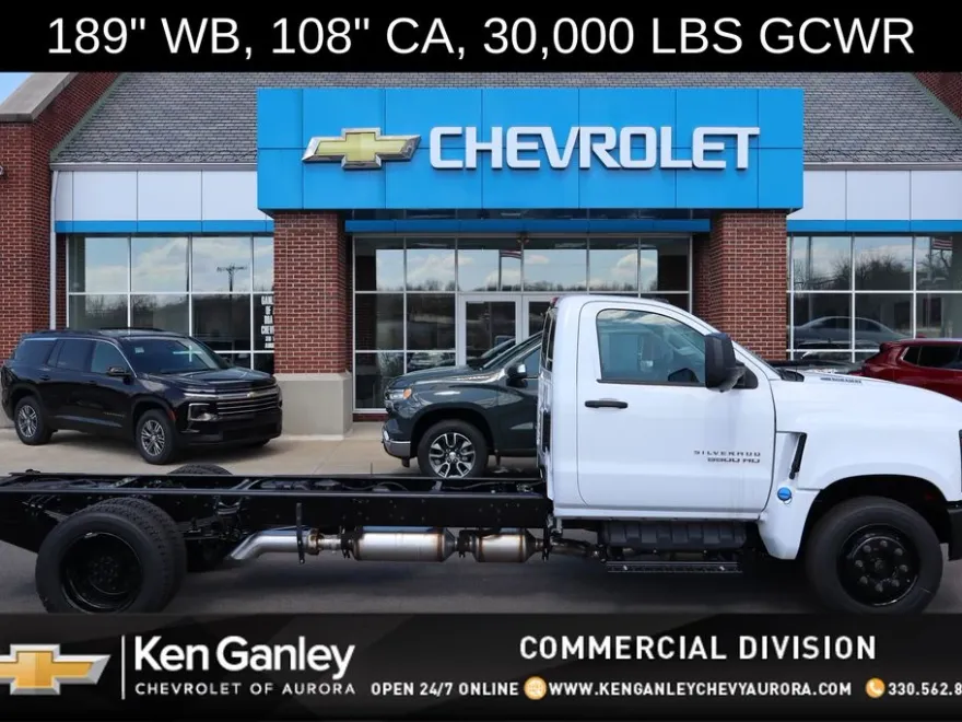 2024 Chevrolet Silverado 5500HD photo 1