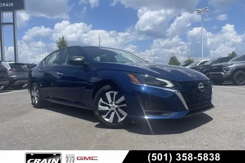 2024 Nissan Altima 2.5 S photo 1