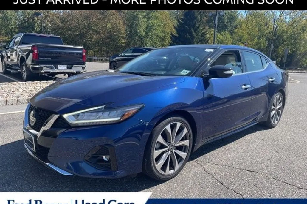 2021 Nissan Maxima Platinum photo 1