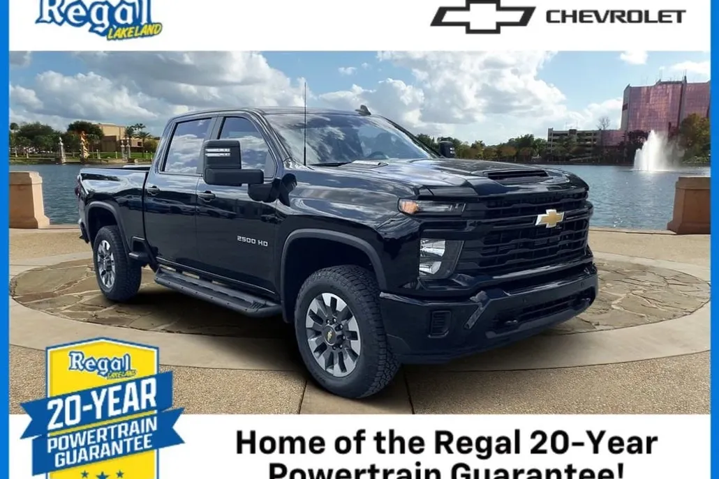 2025 Chevrolet Silverado 2500HD Custom photo 1