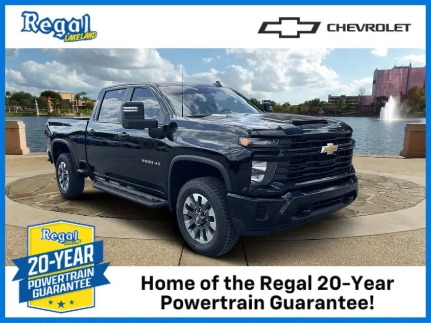 2025 Chevrolet Silverado 2500HD Custom photo 1