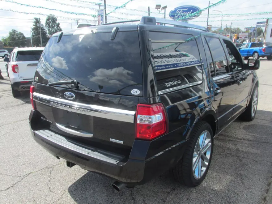 2015 Ford Expedition Platinum photo 1