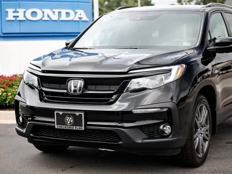 2022 Honda Pilot Sport photo 1
