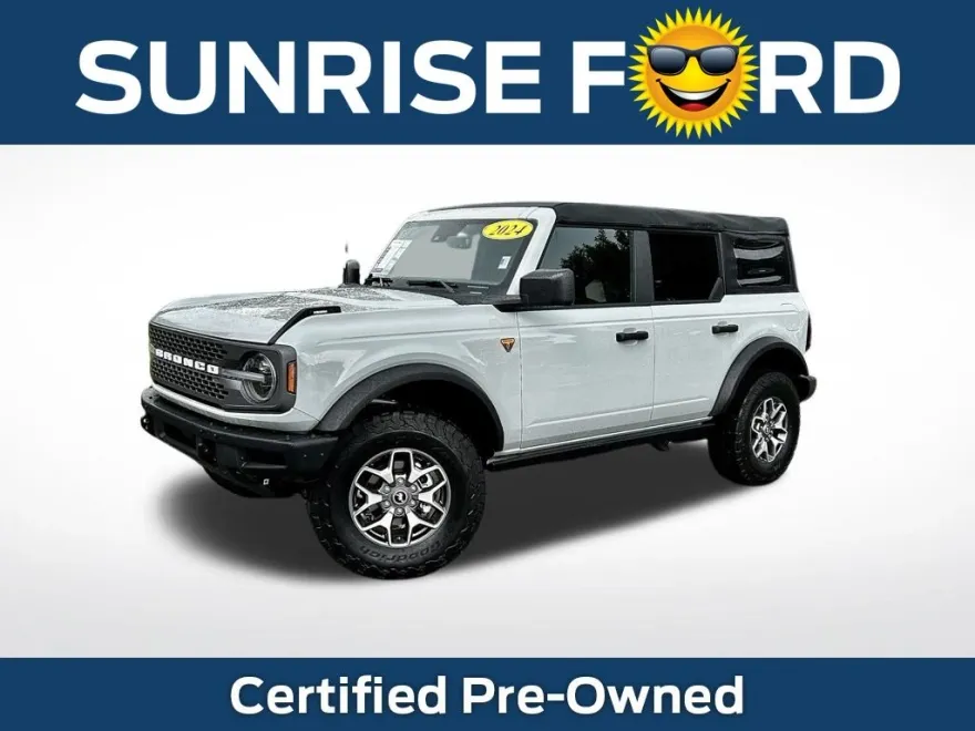 2024 Ford Bronco Badlands photo 1