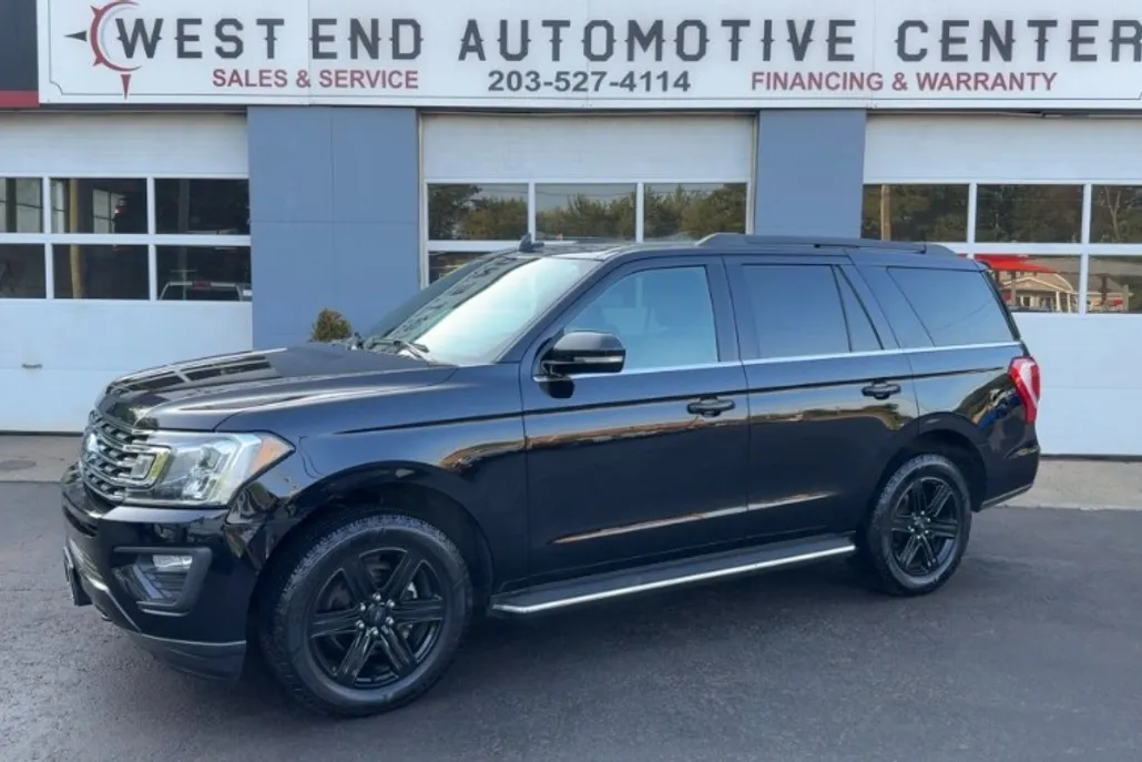 2021 Ford Expedition XLT photo 1