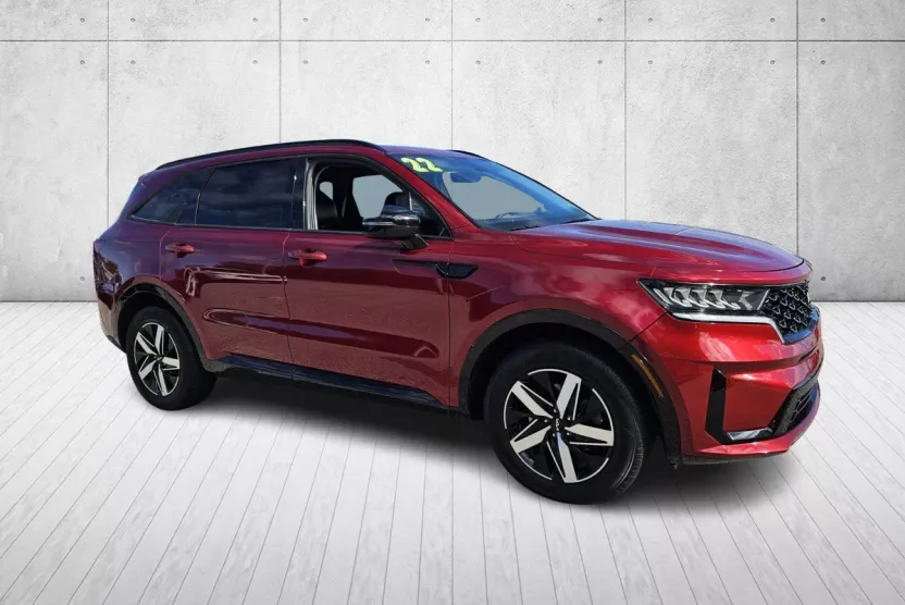 2022 Kia Sorento S photo 1