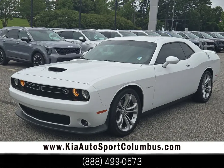 2022 Dodge Challenger R/T photo 1