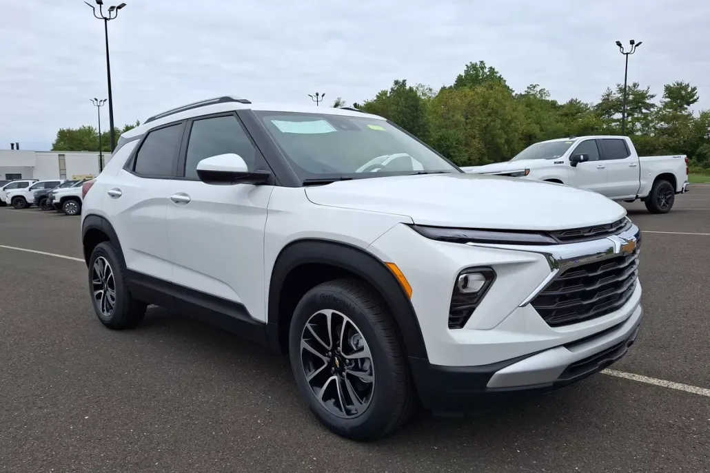2026 Chevrolet Trailblazer LT photo 1