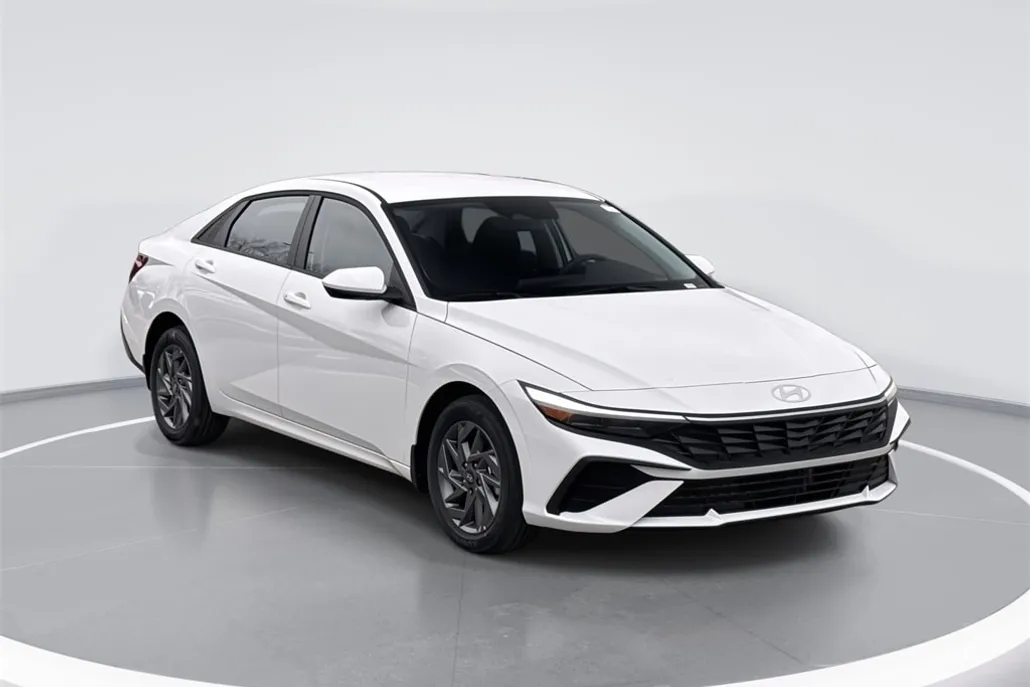 2025 Hyundai Elantra Hybrid Blue photo 1