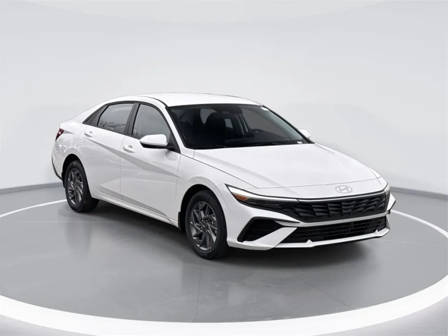 2025 Hyundai Elantra Hybrid Blue photo 1