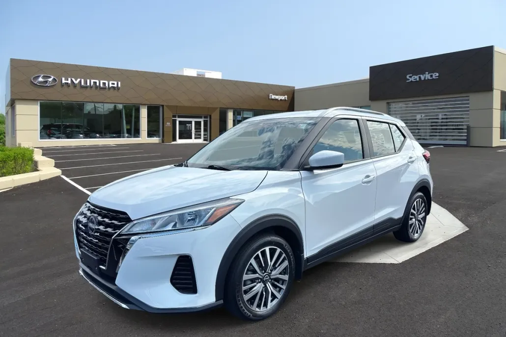 2024 Nissan Kicks SV photo 1