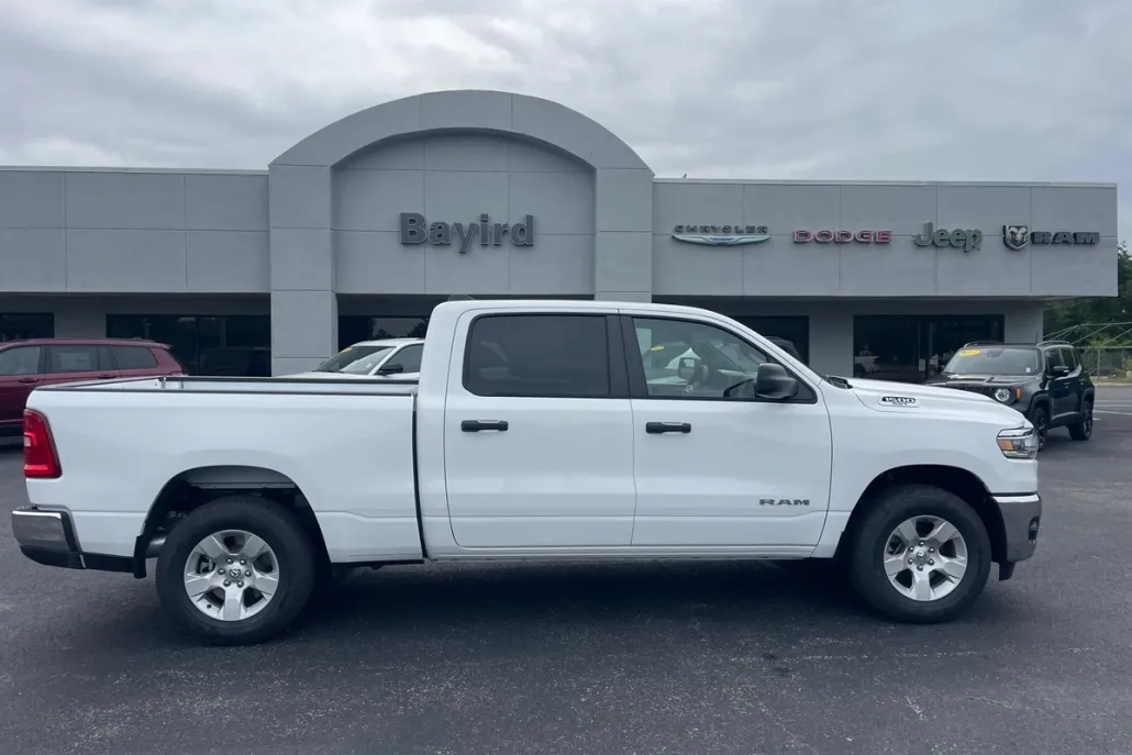 2025 Ram 1500 Tradesman photo 1