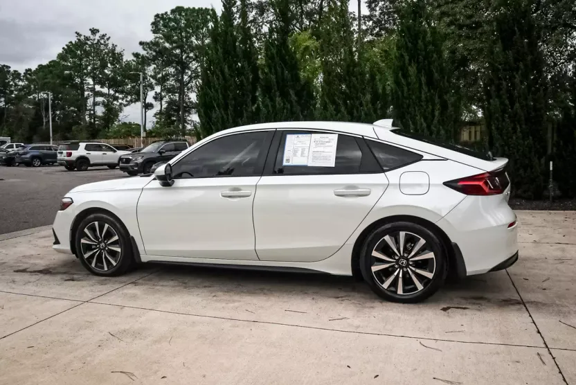 2024 Honda Civic EX-L photo 1