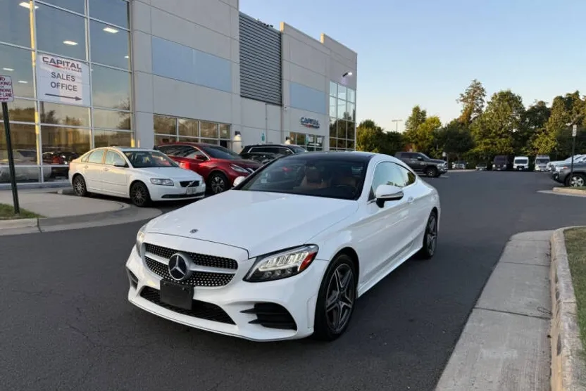 2019 Mercedes Benz C 300 4MATIC photo 1