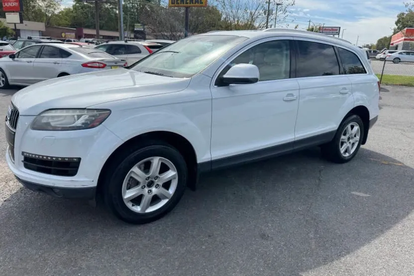 2013 Audi Q7 3.0T Premium Plus photo 1