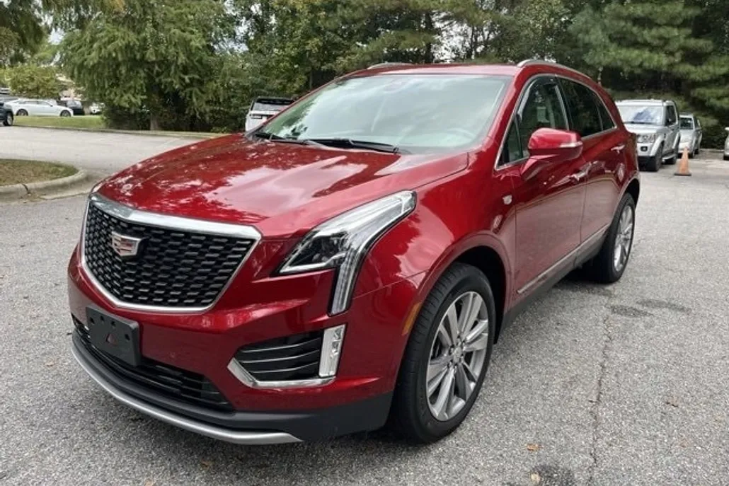 2023 Cadillac XT5 Premium Luxury photo 1