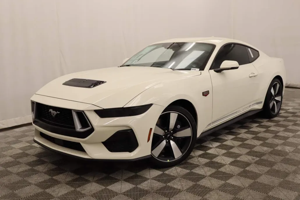 2025 Ford Mustang GT Premium photo 1