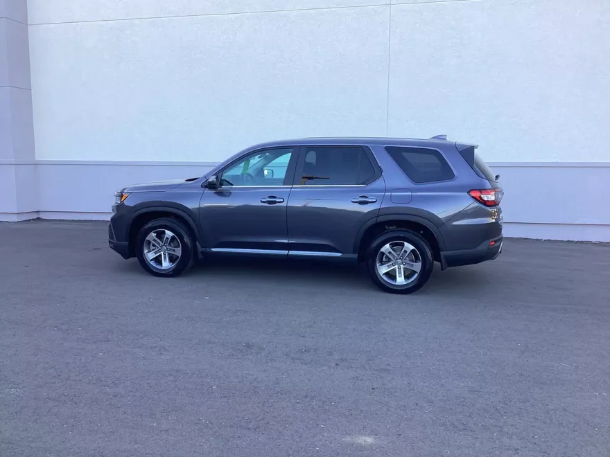 2023 Honda Pilot EX-L photo 1