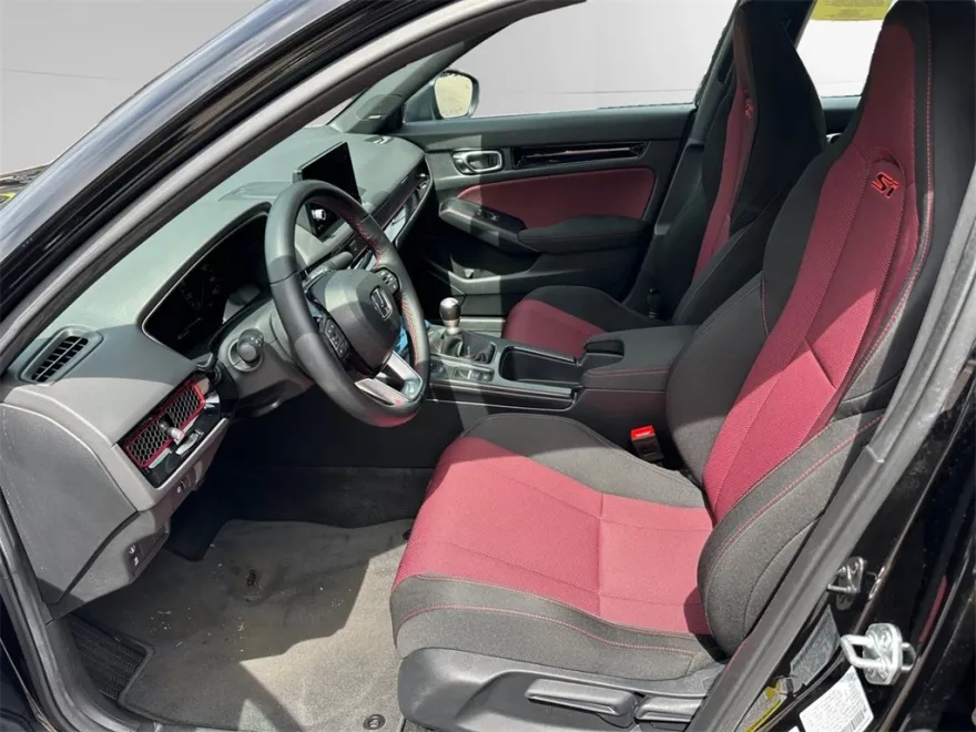 2024 Honda Civic Si photo 1