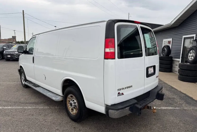 2015 Gmc Savana 2500 Cargo photo 1