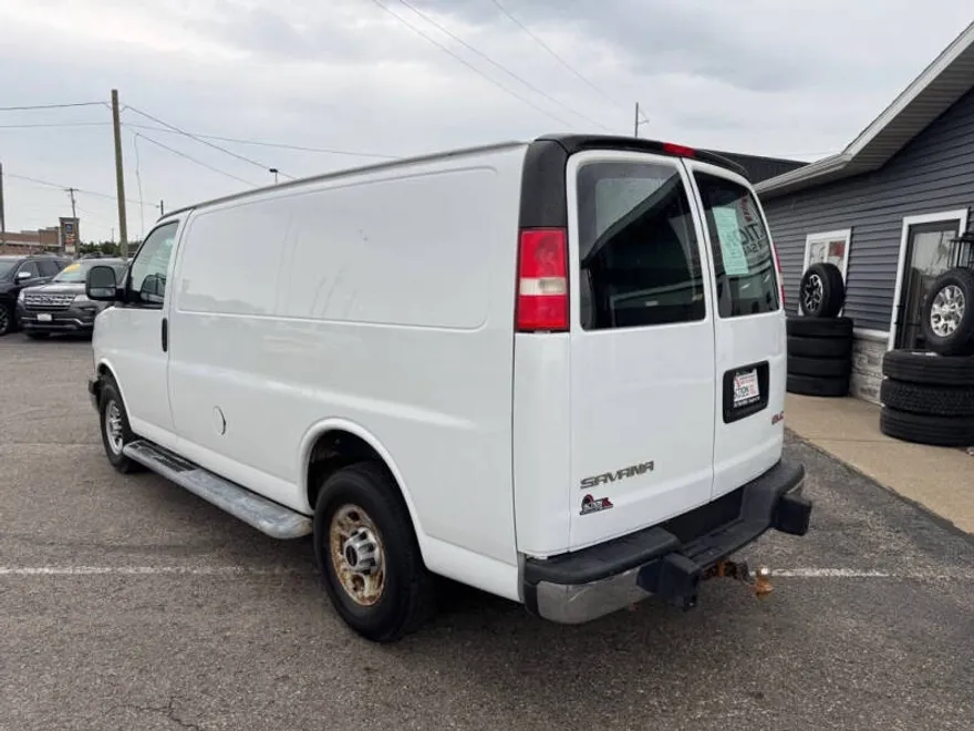 2015 Gmc Savana 2500 Cargo photo 1