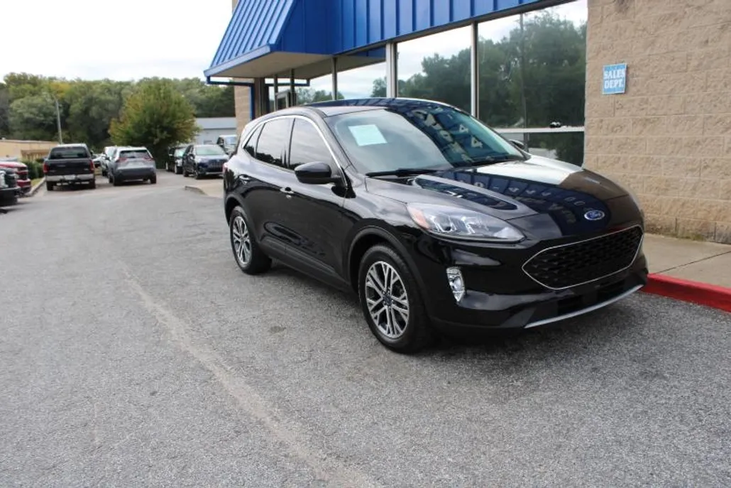 2022 Ford Escape SEL Hybrid photo 1