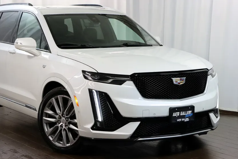 2020 Cadillac XT6 Sport photo 1