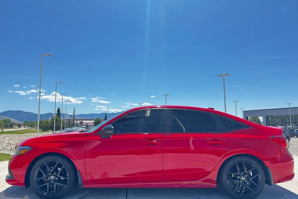 2022 Honda Civic Sport photo 1