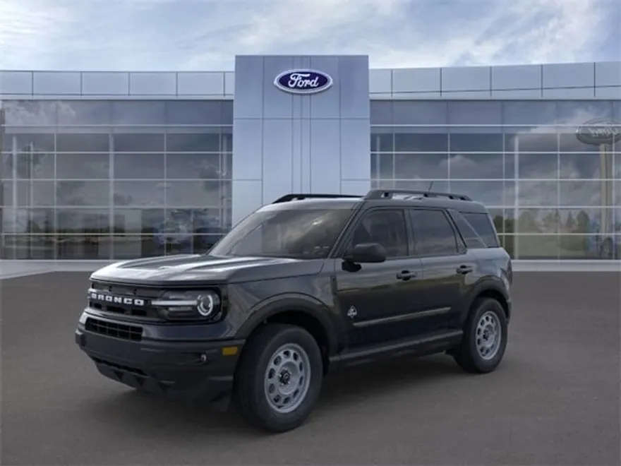 2024 Ford Bronco Sport Outer Banks photo 1