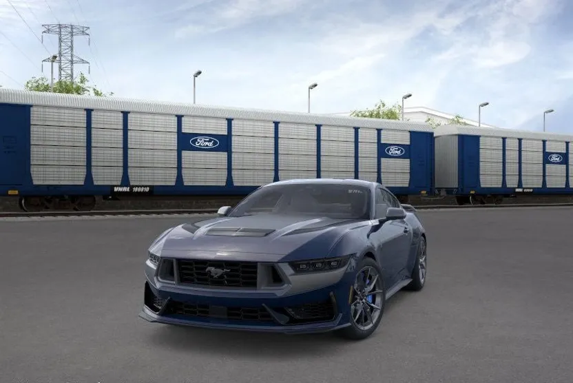 2025 Ford Mustang Dark Horse Premium photo 1