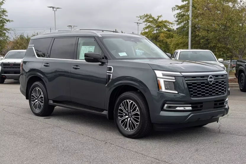 2026 Nissan Armada Platinum photo 1