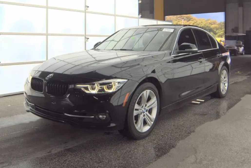 2018 Bmw 330i Sedan photo 1