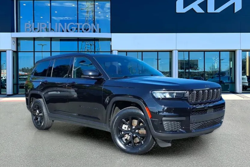 2024 Jeep Grand Cherokee Altitude photo 1