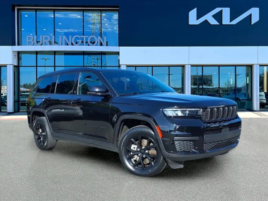 2024 Jeep Grand Cherokee Altitude photo 1